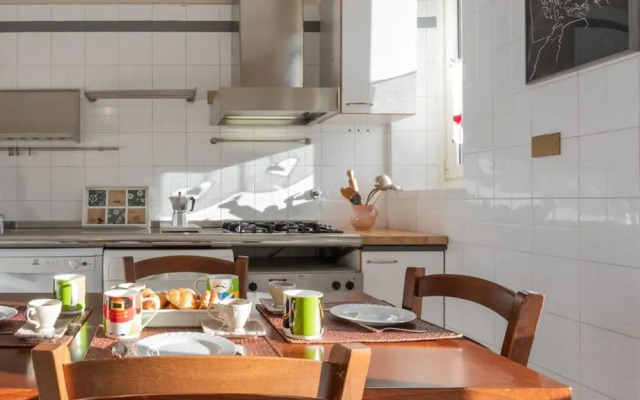 Casa Torricelli in Zona Crocetta by Wonderful Italy