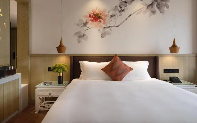 Paco Ya Hotel (Zhanjiang Guomao People's Square)