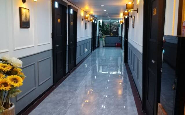 Luxury Motel