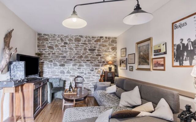 House Les Roses Yffiniac