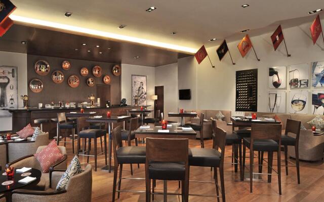 Four Points by Sheraton Hotel & Serviced Apartments, Pune