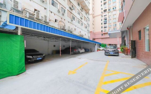 GreenTree Inn(Wuzhou Liangguang Market Municipal Government)