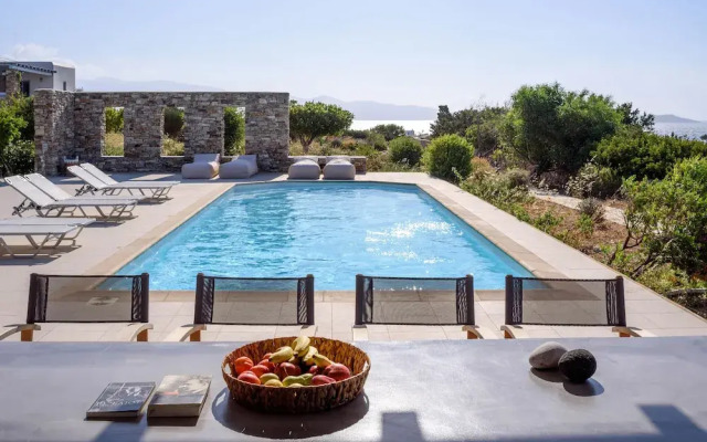 Antiparos Luxury Villas