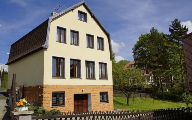 Charming Holiday Home in Pernink in a Beautiful, Green Mountainous Environment