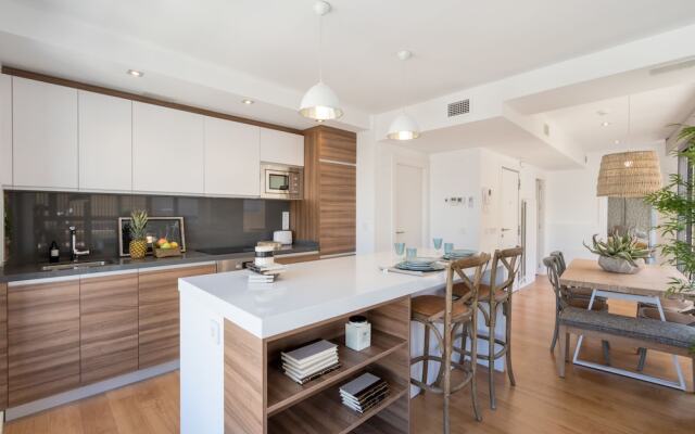 Chezmoihomes Plaza Nueva Premium