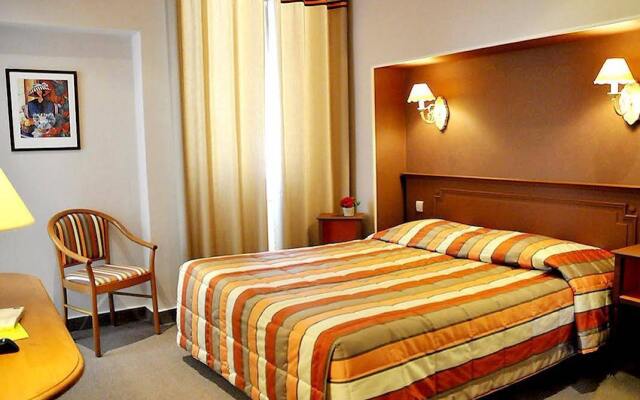 Grand Hotel