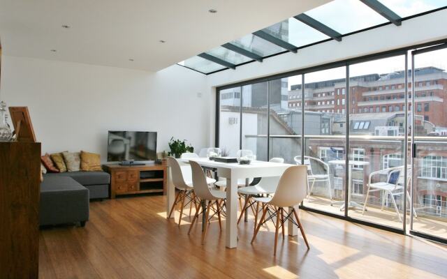 Stunning Penthouse in Bloomsbury