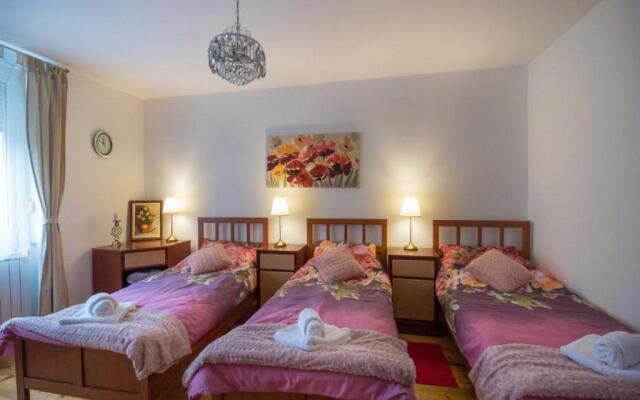 Holiday&wellness house Grofica