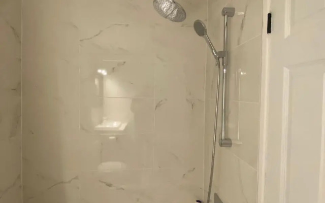 Mountain view fully renovated 6-8 people condo