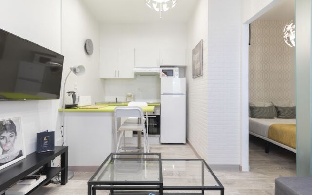 Dobo Homes Ronda De Valencia Apartment