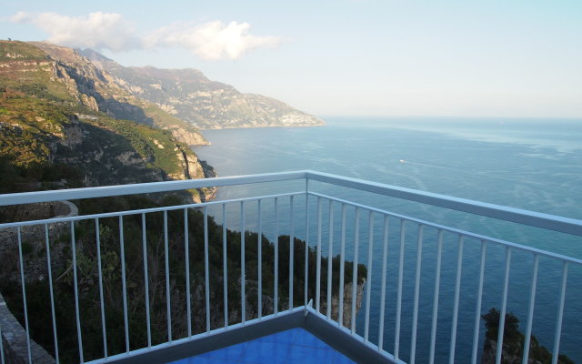 Belvedere Delle Sirene With Heated Pool