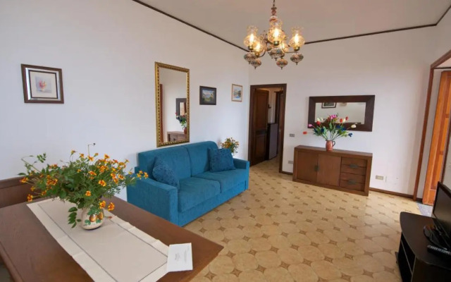 Appartamento Emma in Villa Laura