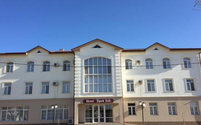 Hotel Jipek - Joli 2