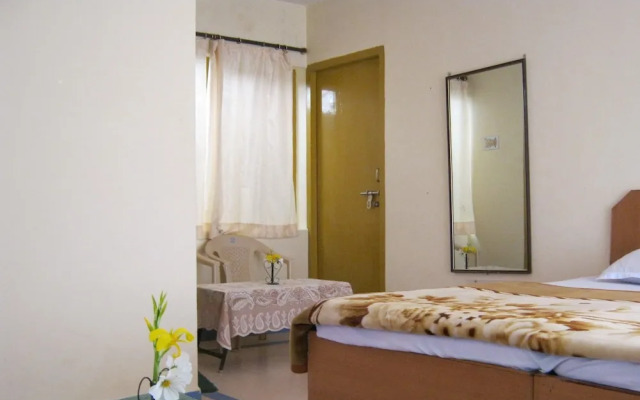 Room-janardan Resort Pangot, Nainital