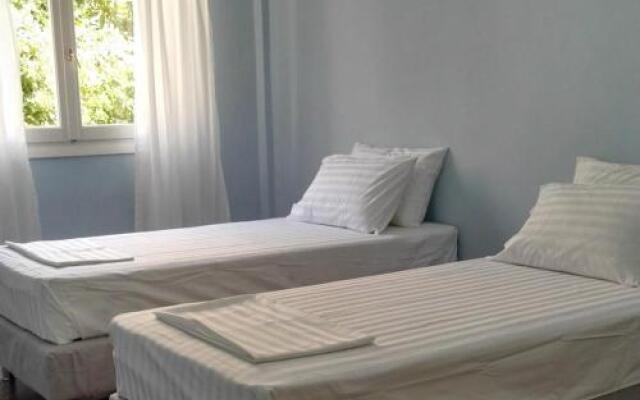Paris Spacious Beach Apartment