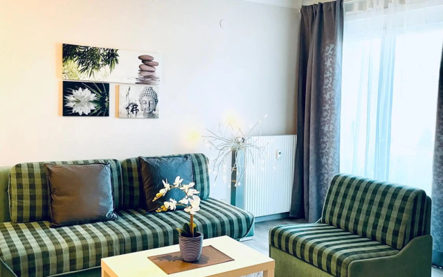 Happy Living Apartments