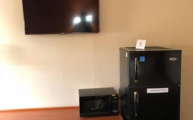 Scottish Inn & Suites