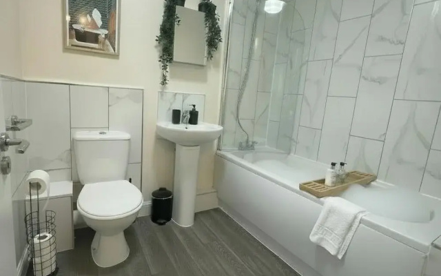 Clifton Apartment