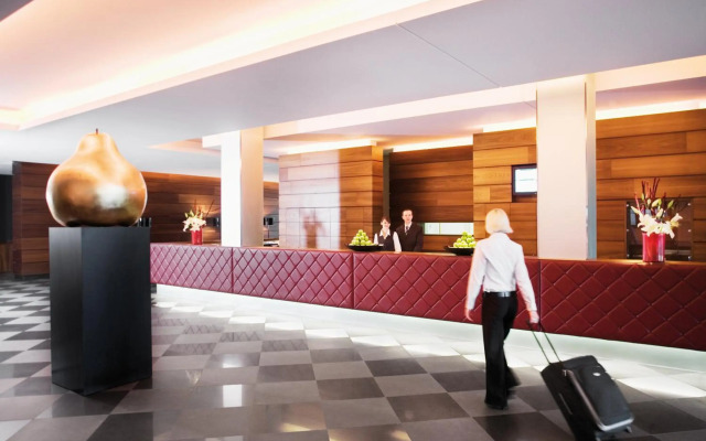 Mövenpick Hotel Stuttgart Airport