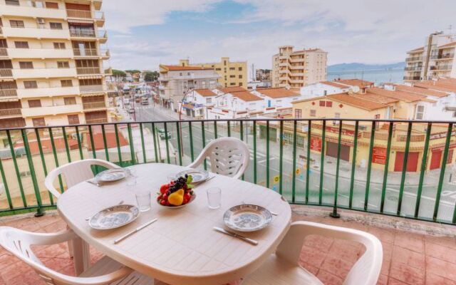 Apartment Sol i Mar L'Escala