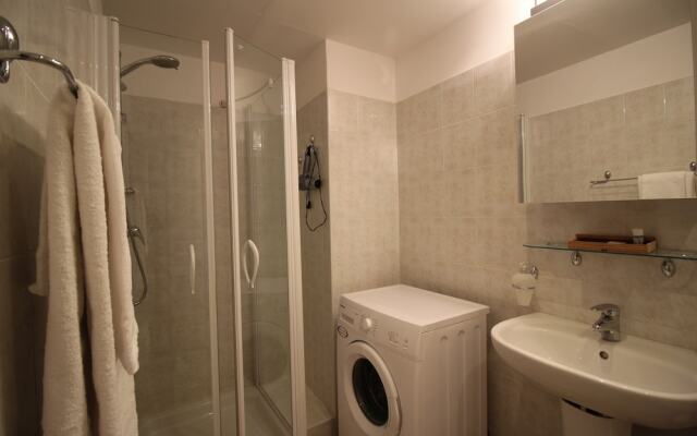 Nice Booking - FRANCE Carré d'Or - Plage