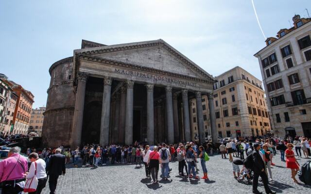 Above Pantheon Roof in Roma