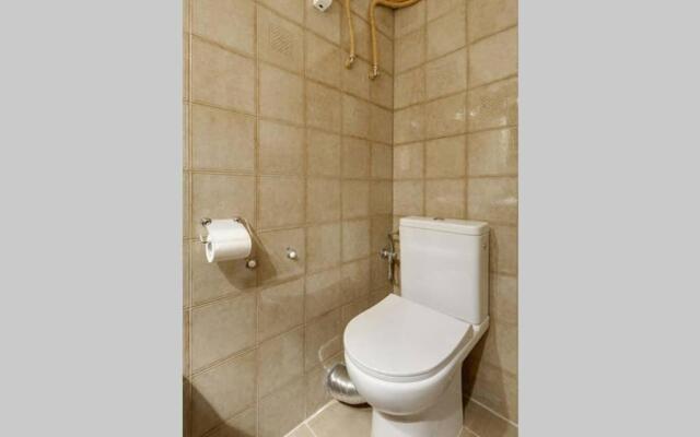 Spacious stylish studio up to 4ppl close to centre
