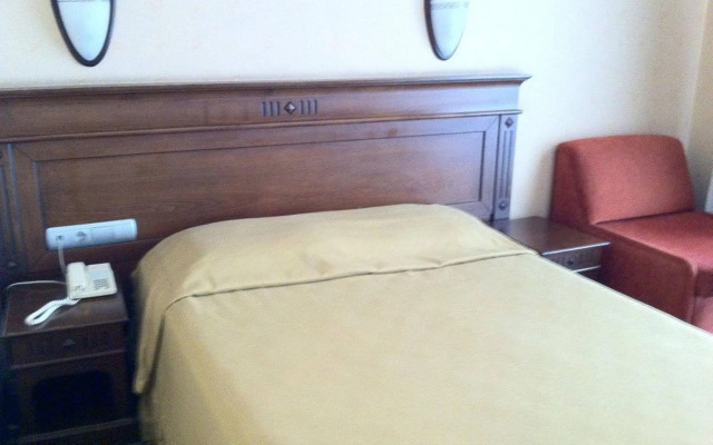 Oasis Otel