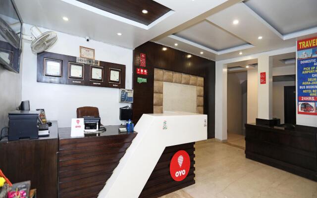 Oyo Capital O 11357 Hotel benz international