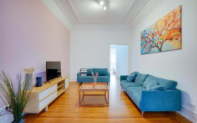Family Comfort in Principe Real AC and Parking