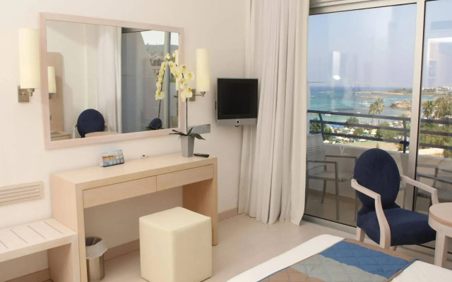 Vrissiana Boutique Beach