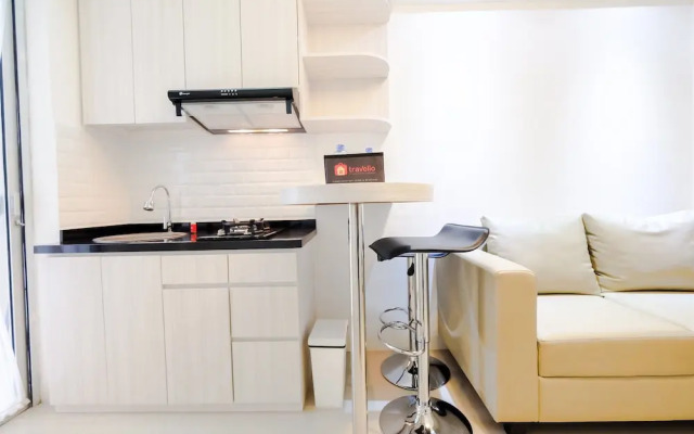 New & Clean Bassura City Apartment