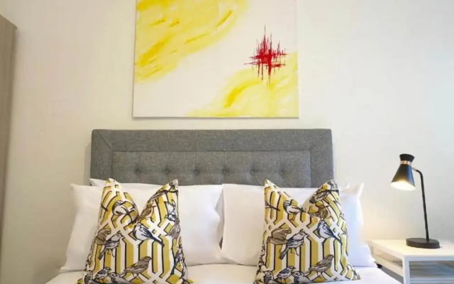 Modern Stylish 2 bedroom 2 Bath Apts.