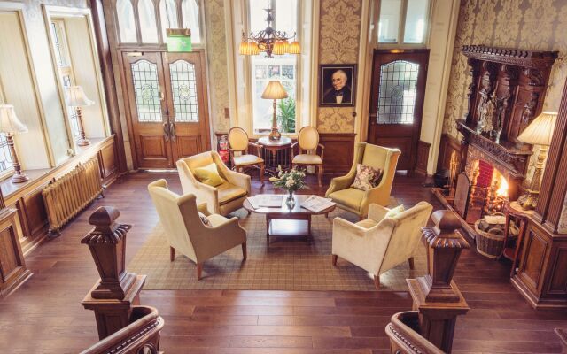 Merewood Country House