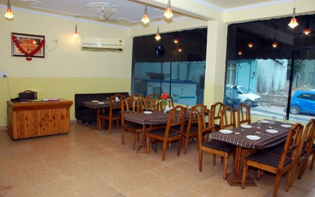 Hotel AJ International