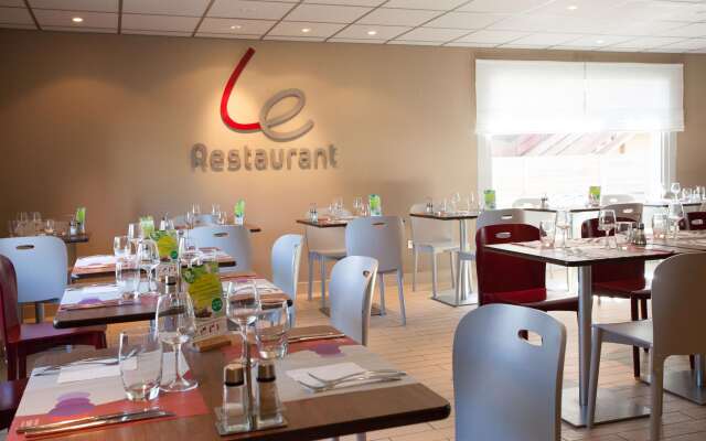 Campanile Chambray Les Tours