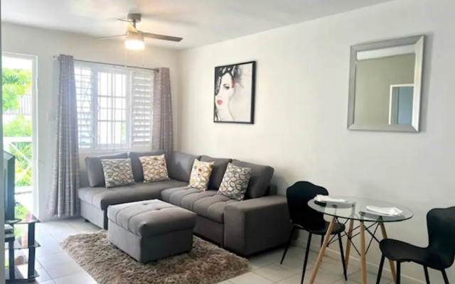 Cozy Central 1-bed Apartment in Kingston