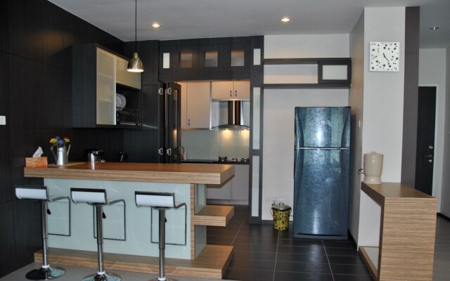 KK Holiday Homestays Grand Corner