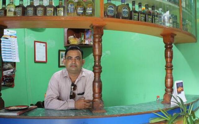 Duna Tapari Restaurant & Guest House