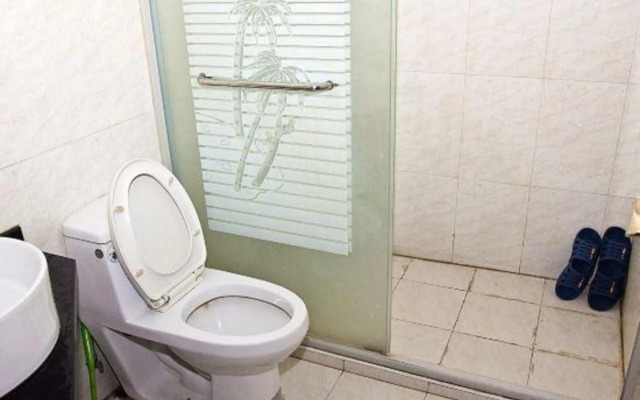 Luojing Business Hotel