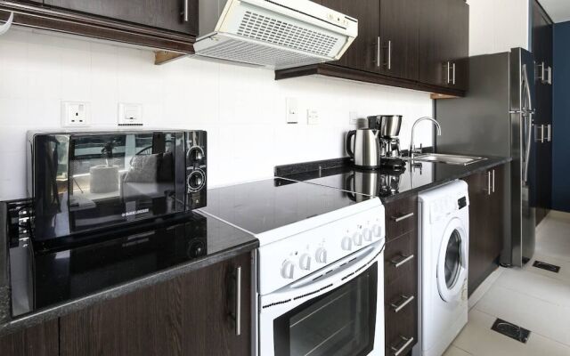 Enticing Studio in Dubai Marina - Next to Beach!