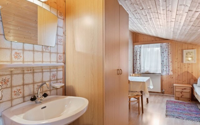 Plush Holiday Home in See im Paznauntal With Balcony
