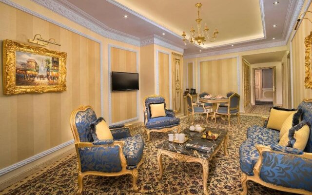 Royal Rose Abu Dhabi, Curio Collection by Hilton