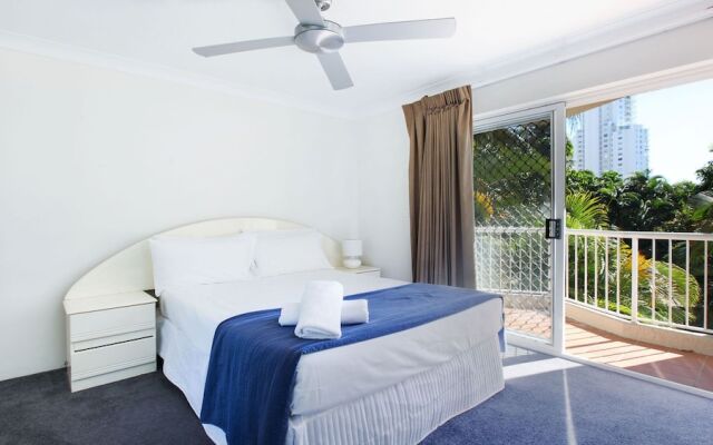 Comfort Inn & Suites Mari Court