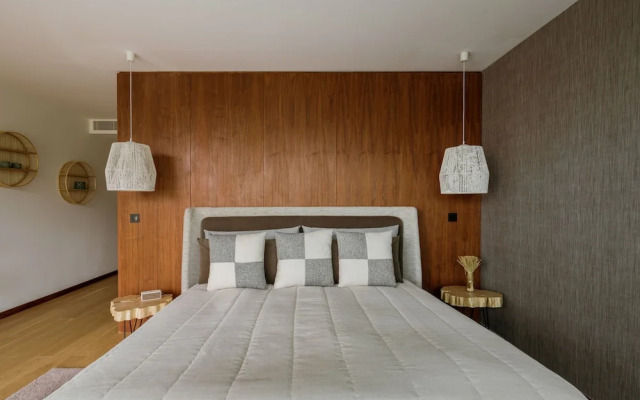 Troya Regal Villa By Cadenzalux