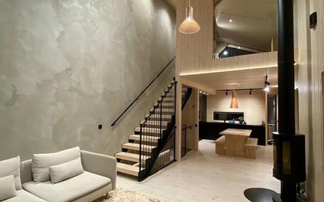 Modern Luxury 4BR Villa Levi Center