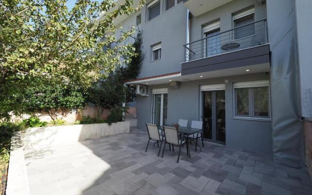 5 Luxury Apartments Ioannina