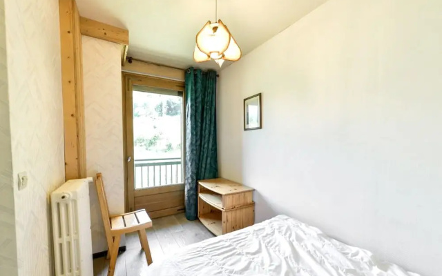 Apartment With one Bedroom in La Perriere, With Wonderful Mountain View, Furnished Garden and Wifi - 5 km From the Slopes