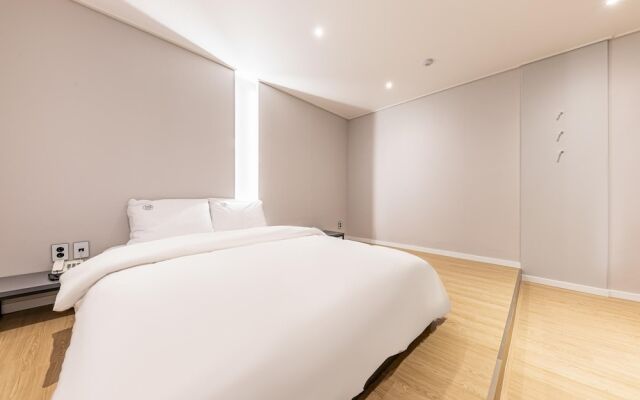 Pohang Yeongildae Venetian