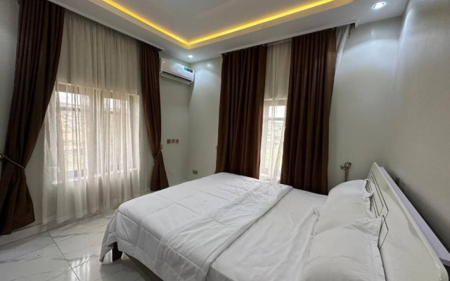 Noble Lite Suites